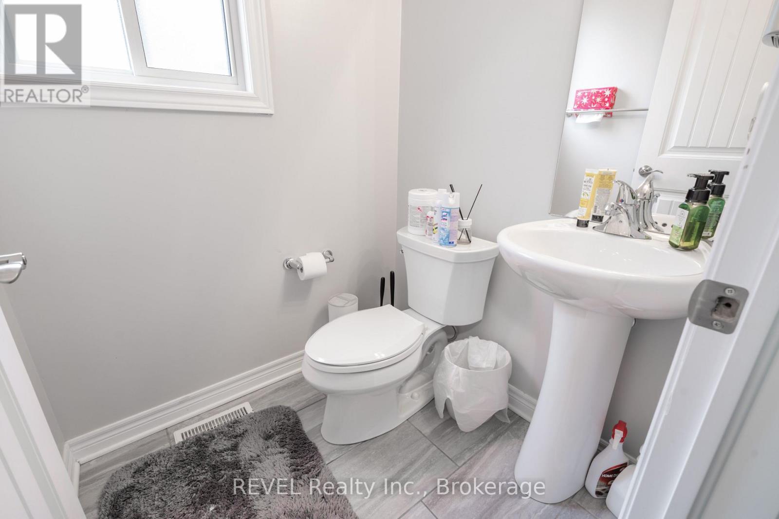 29 Bergenstein Crescent, Pelham (Fonthill), ON - Indoor Photo Showing Bathroom