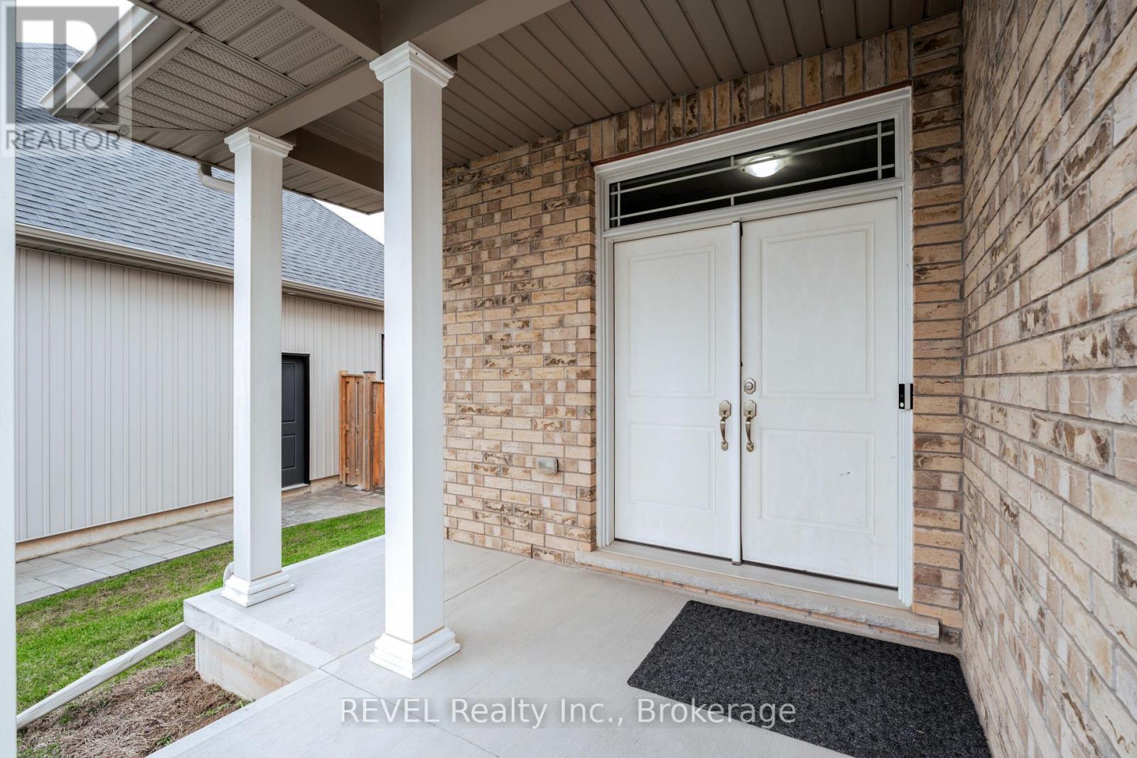 29 Bergenstein Crescent, Pelham (Fonthill), ON - Outdoor With Exterior