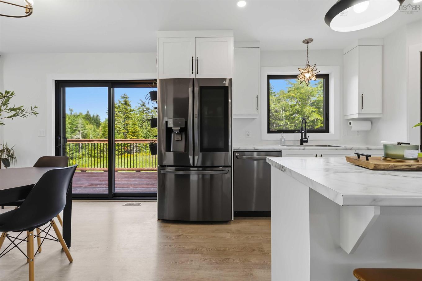 511 Midnight Run, Middle Sackville, NS - Indoor Photo Showing Kitchen With Upgraded Kitchen