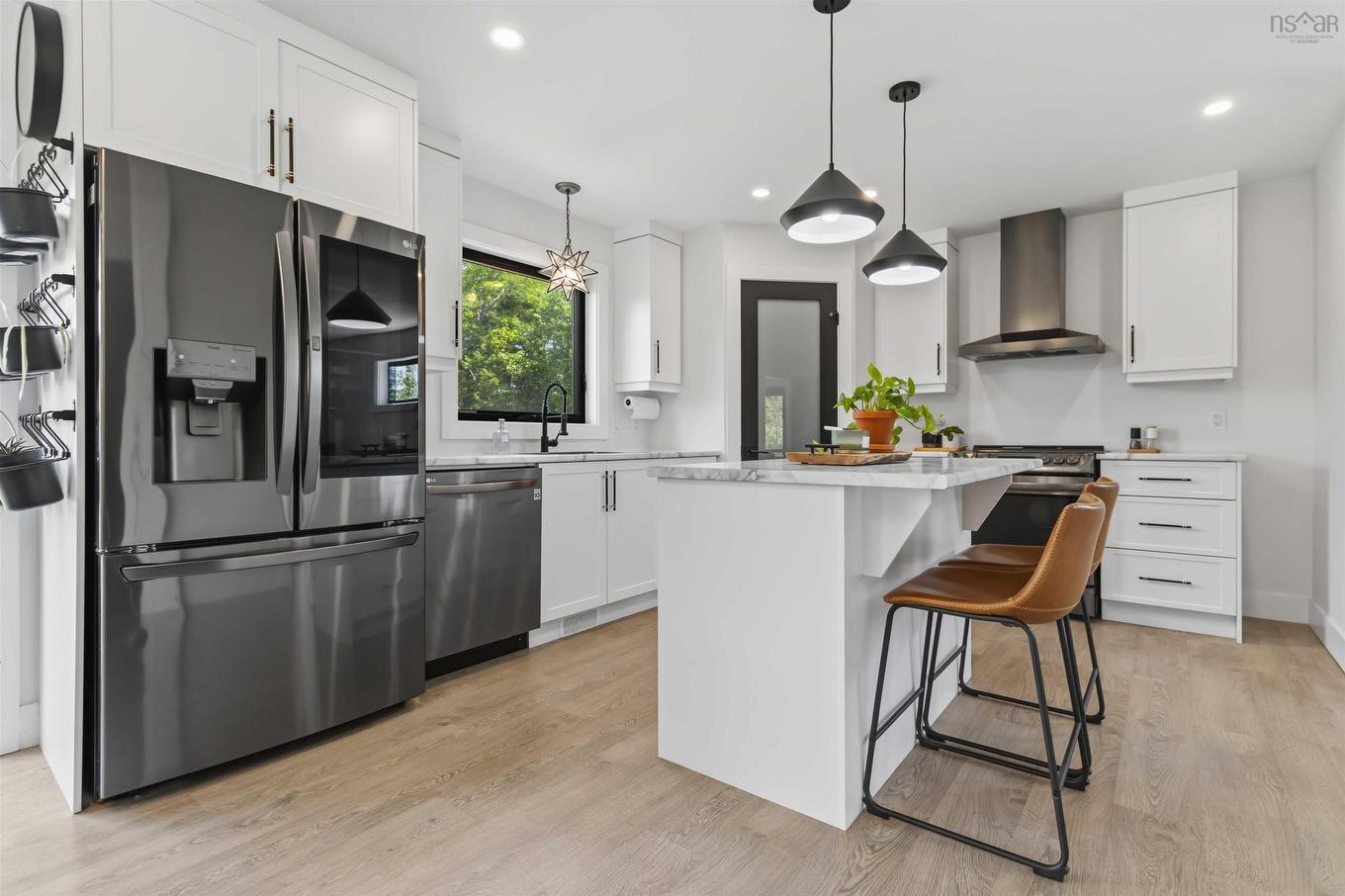 511 Midnight Run, Middle Sackville, NS - Indoor Photo Showing Kitchen With Upgraded Kitchen