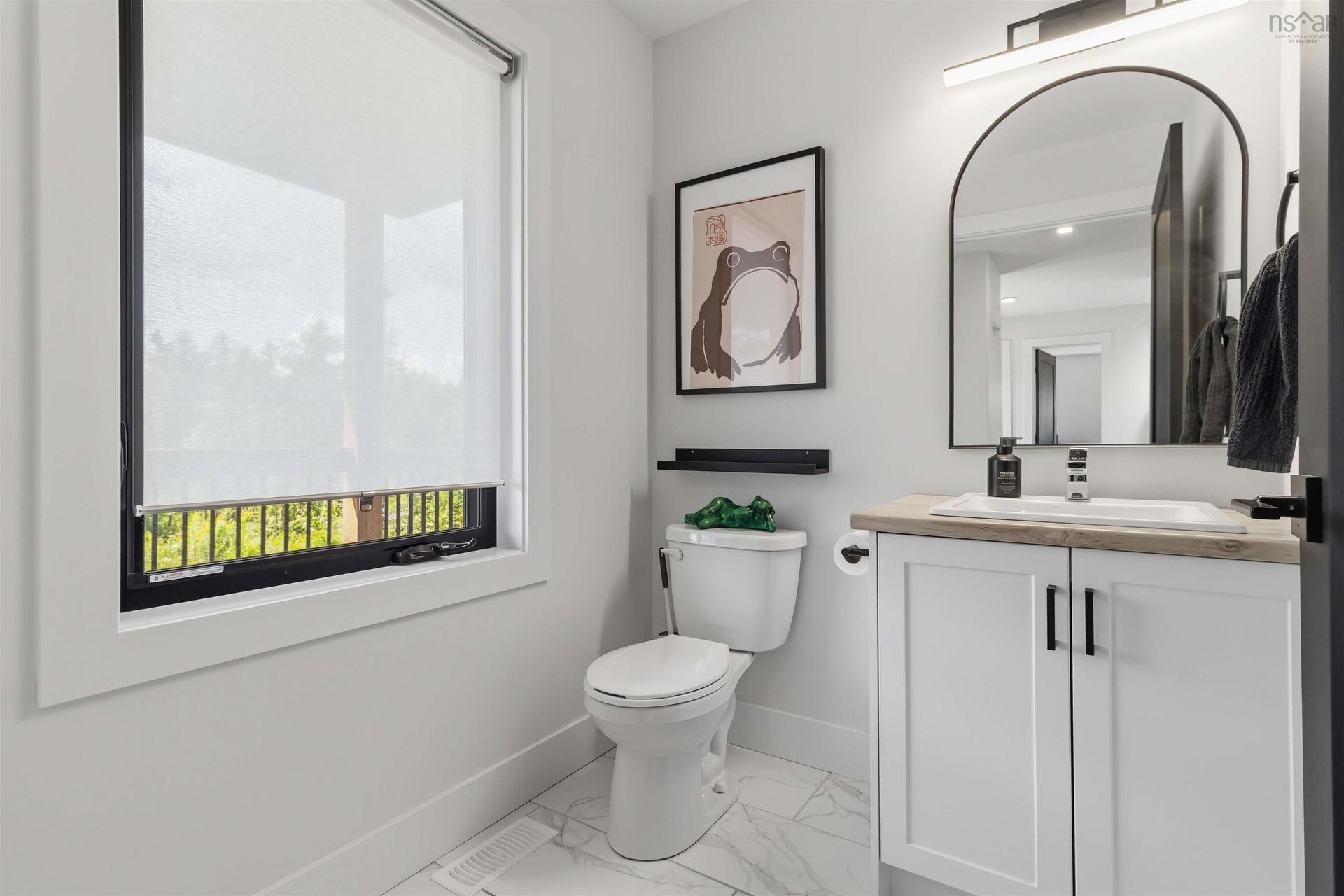 511 Midnight Run, Middle Sackville, NS - Indoor Photo Showing Bathroom