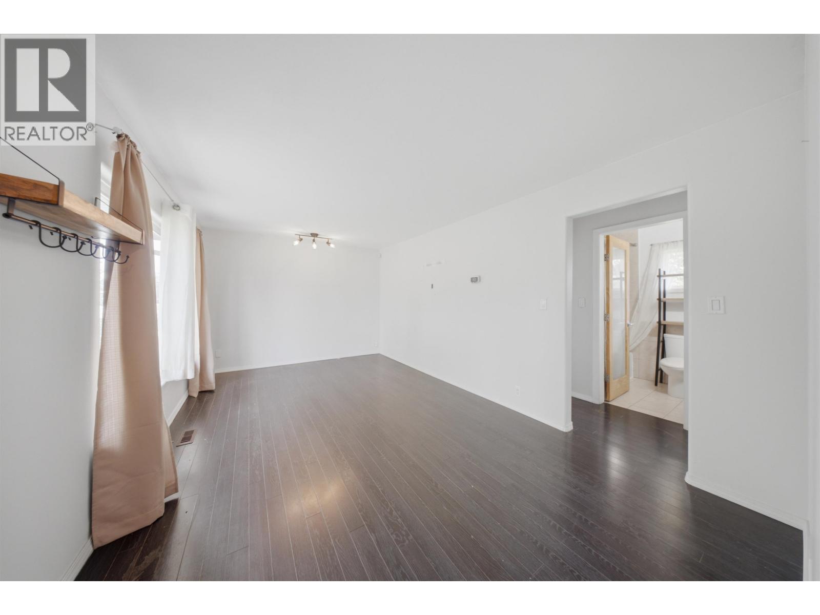 9311 103 Avenue, Fort St. John, BC - Indoor Photo Showing Other Room
