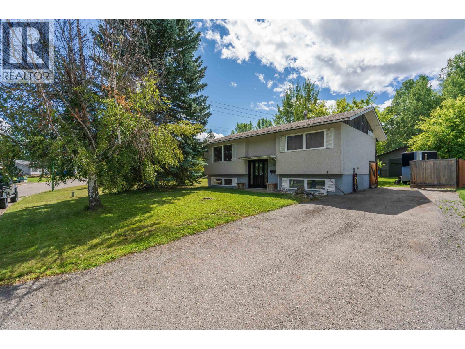 2099 Macdonald Avenue, Prince George, BC - Outdoor
