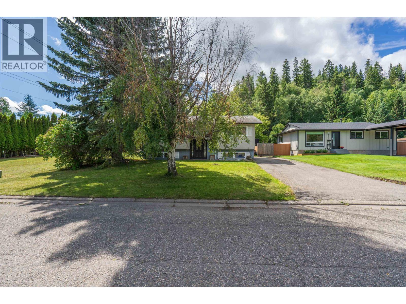 2099 Macdonald Avenue, Prince George, BC - Outdoor