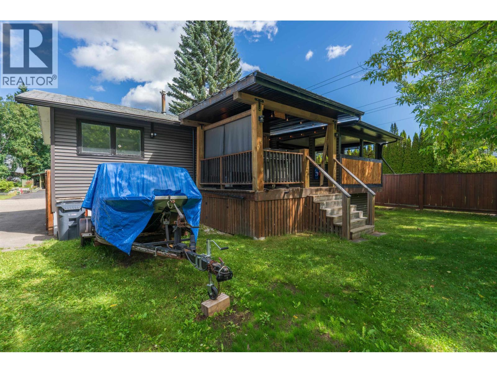 2099 Macdonald Avenue, Prince George, BC - Outdoor