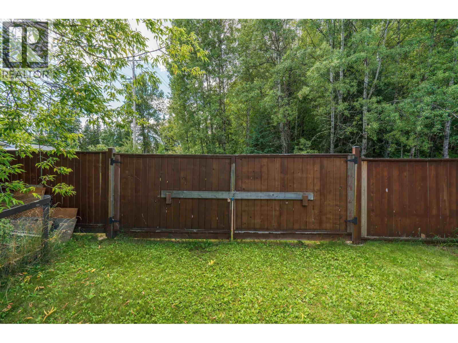 2099 Macdonald Avenue, Prince George, BC - Outdoor