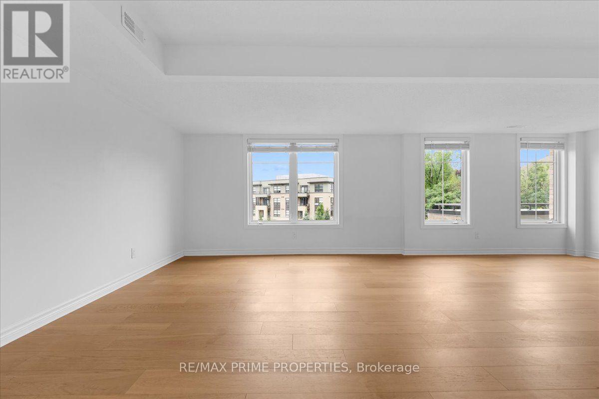 B - 279 Titanium Private, Ottawa, ON - Indoor Photo Showing Living Room