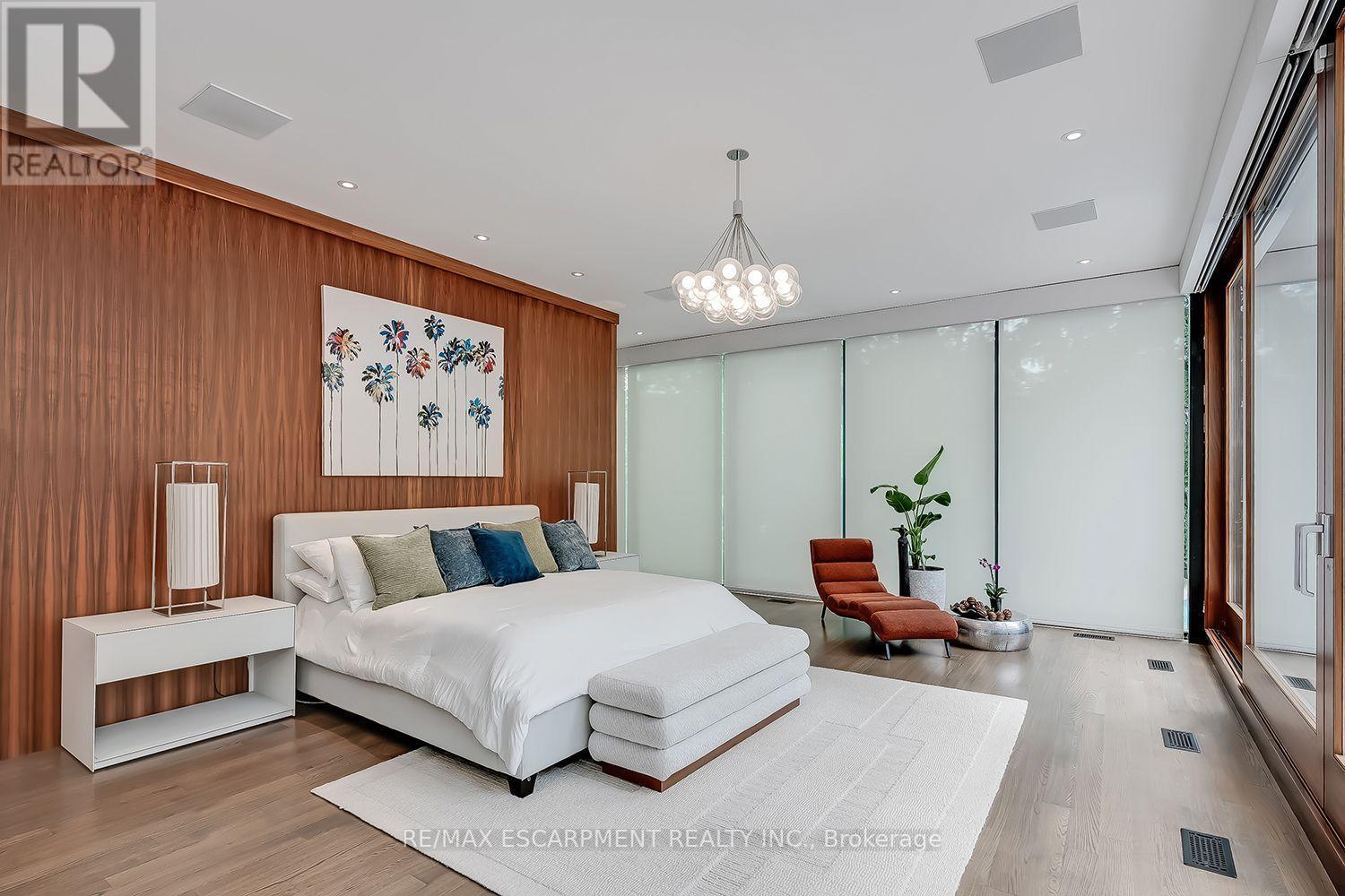 54 Raymar Place, Oakville, ON - Indoor Photo Showing Other Room
