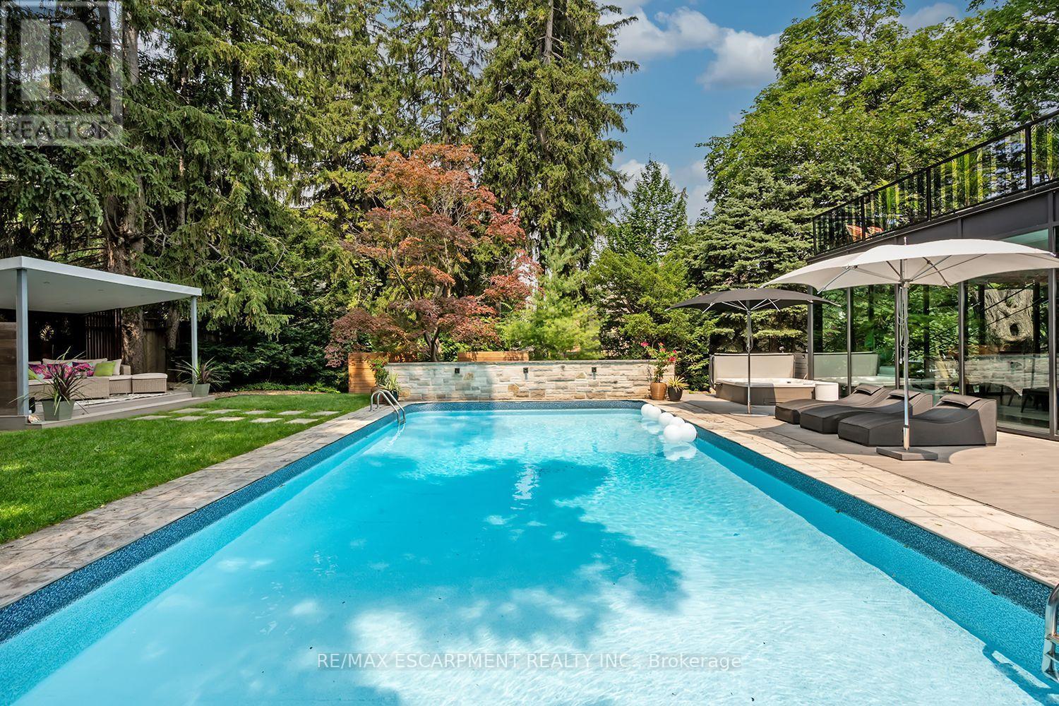 54 Raymar Place, Oakville, ON - Outdoor With In Ground Pool With Deck Patio Veranda With Backyard
