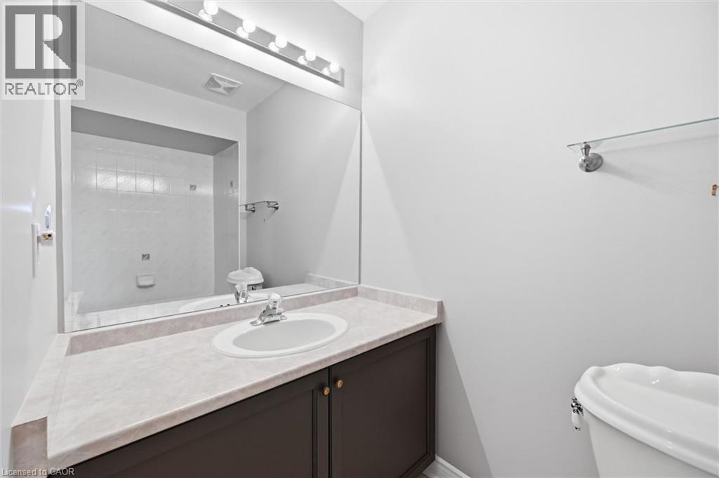 1150 Skyview Drive Unit# 47, Burlington, ON - Indoor Photo Showing Bathroom