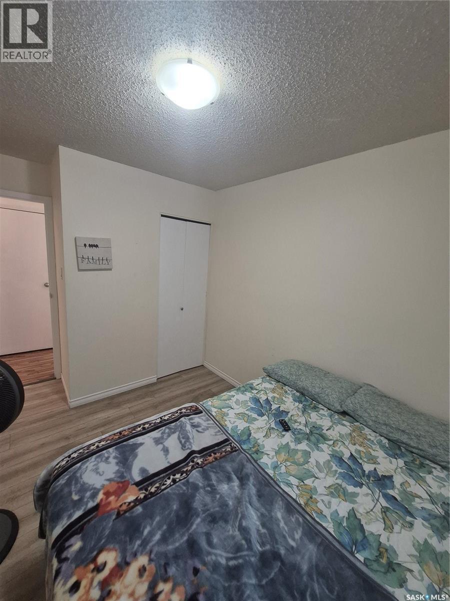 5 116 Acadia Court, Saskatoon, SK - Indoor