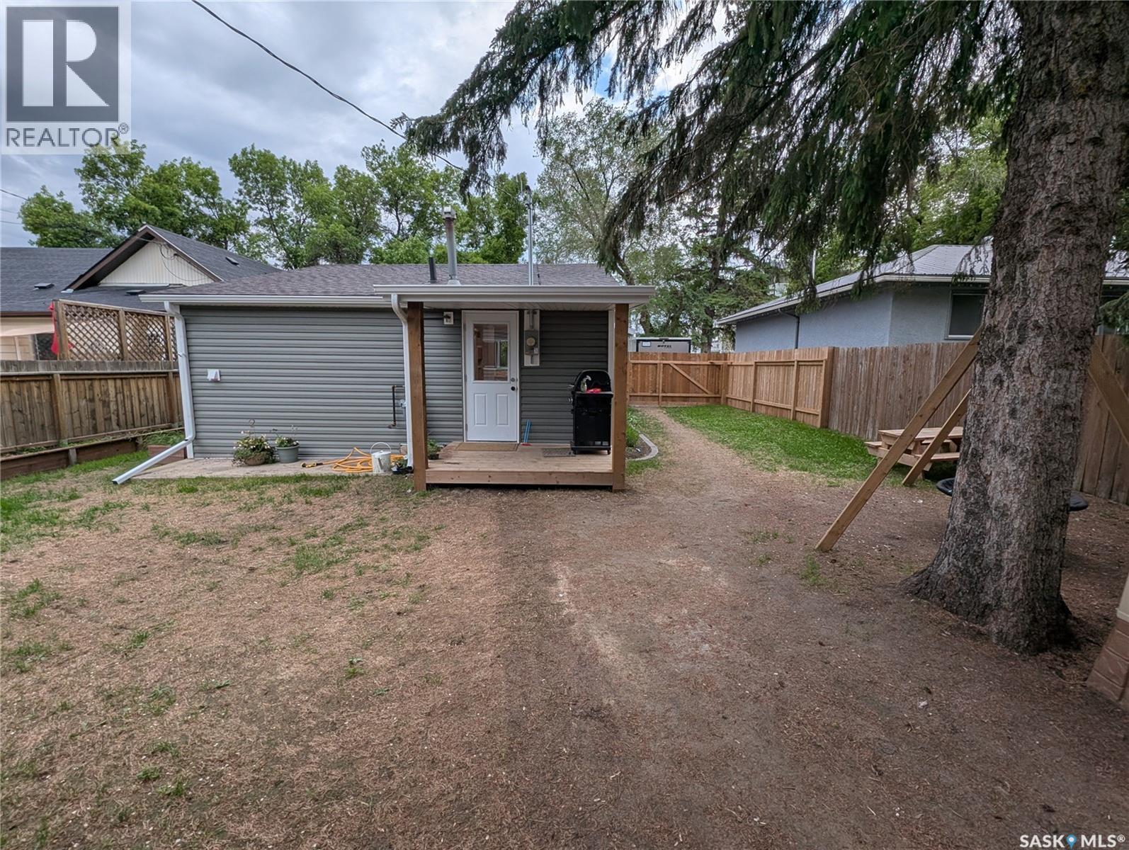 2009 7Th Street, Rosthern, SK - Outdoor