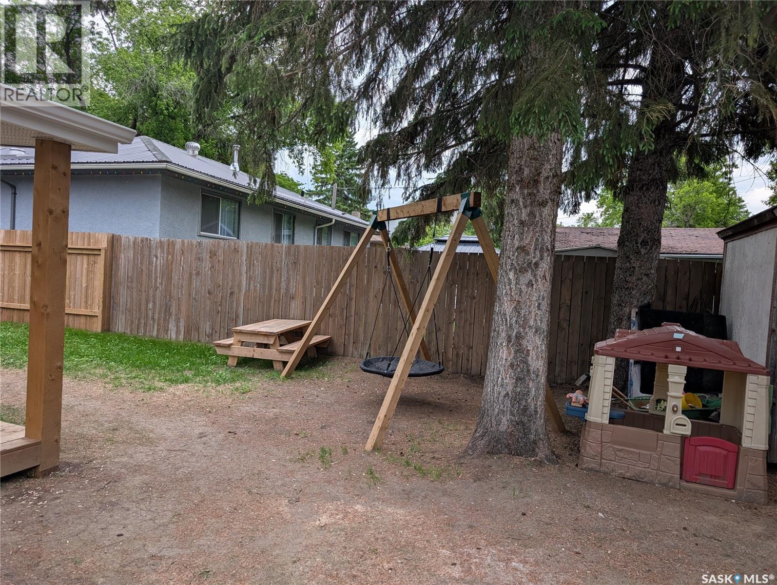 2009 7Th Street, Rosthern, SK - Outdoor