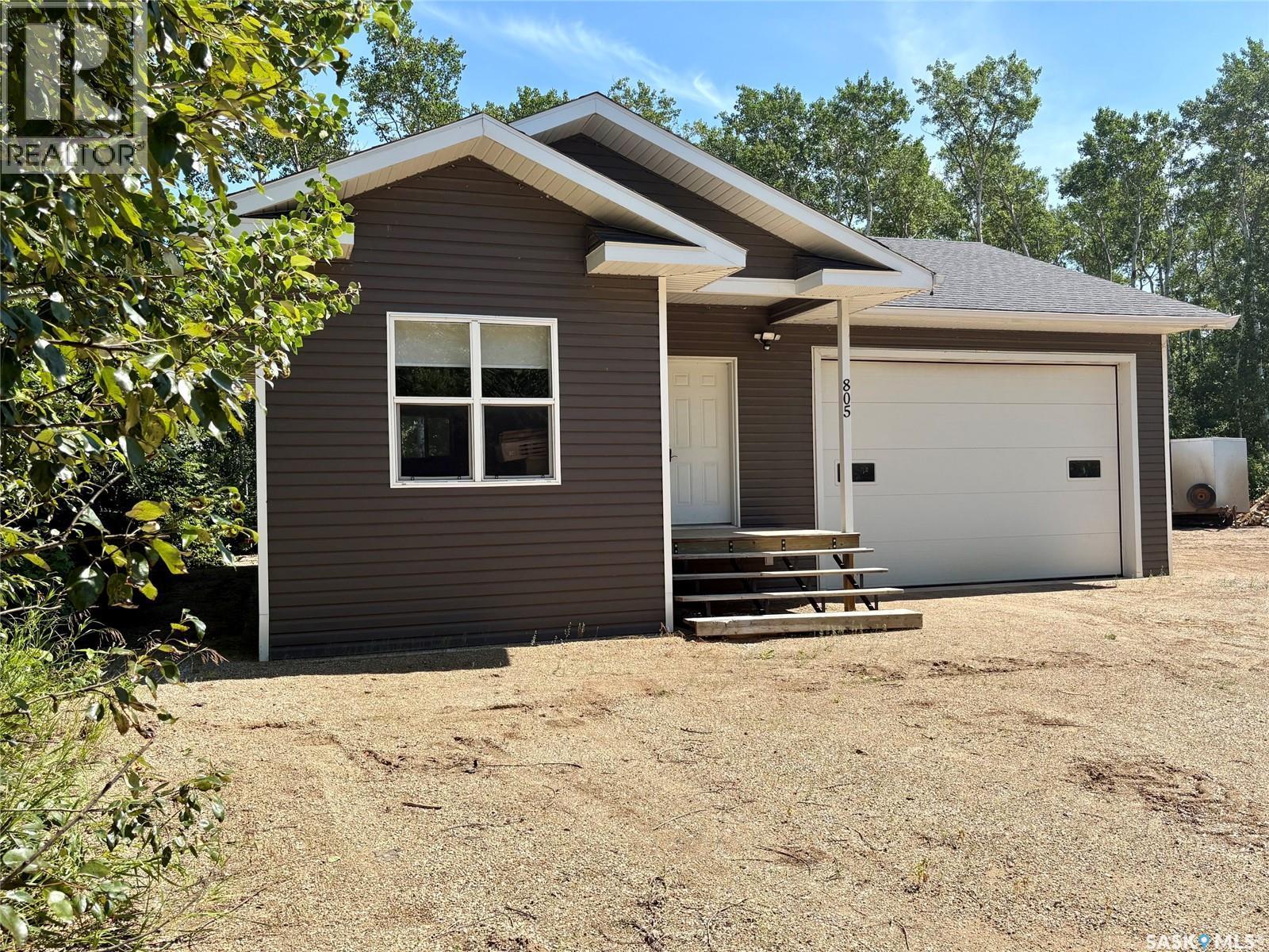 805 Potter Place, Good Spirit Lake, SK - Outdoor With Exterior