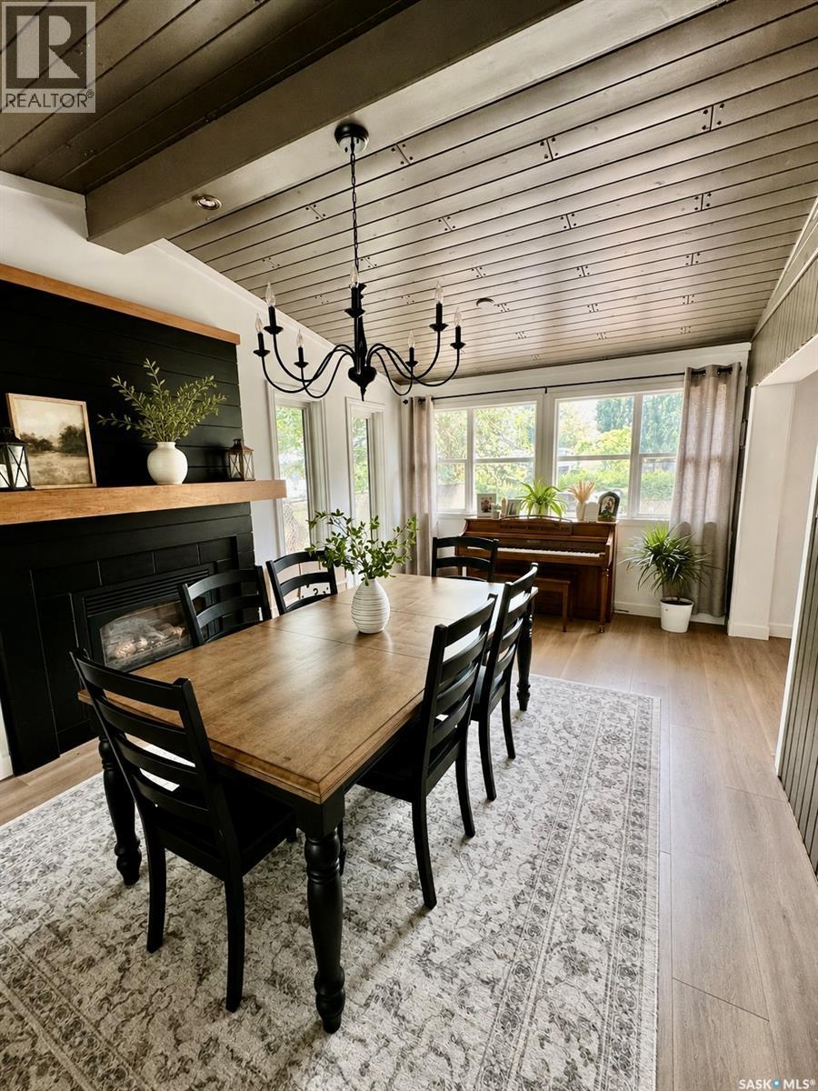 183 Poplar Lane, Wee Too Beach, SK - Indoor Photo Showing Dining Room