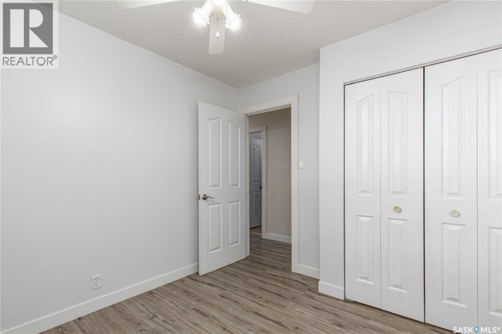 1337 7Th Avenue Nw, Moose Jaw, SK - Indoor Photo Showing Other Room