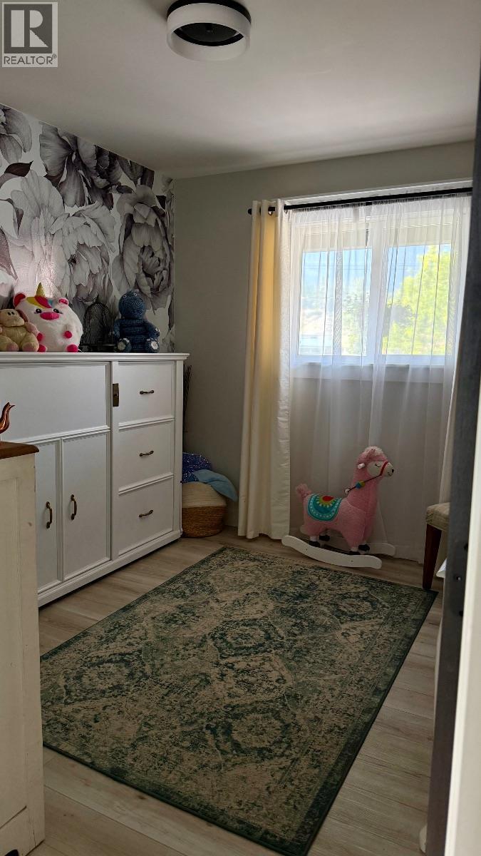 2190 Blackwell Avenue, Merritt, BC - Indoor Photo Showing Bedroom