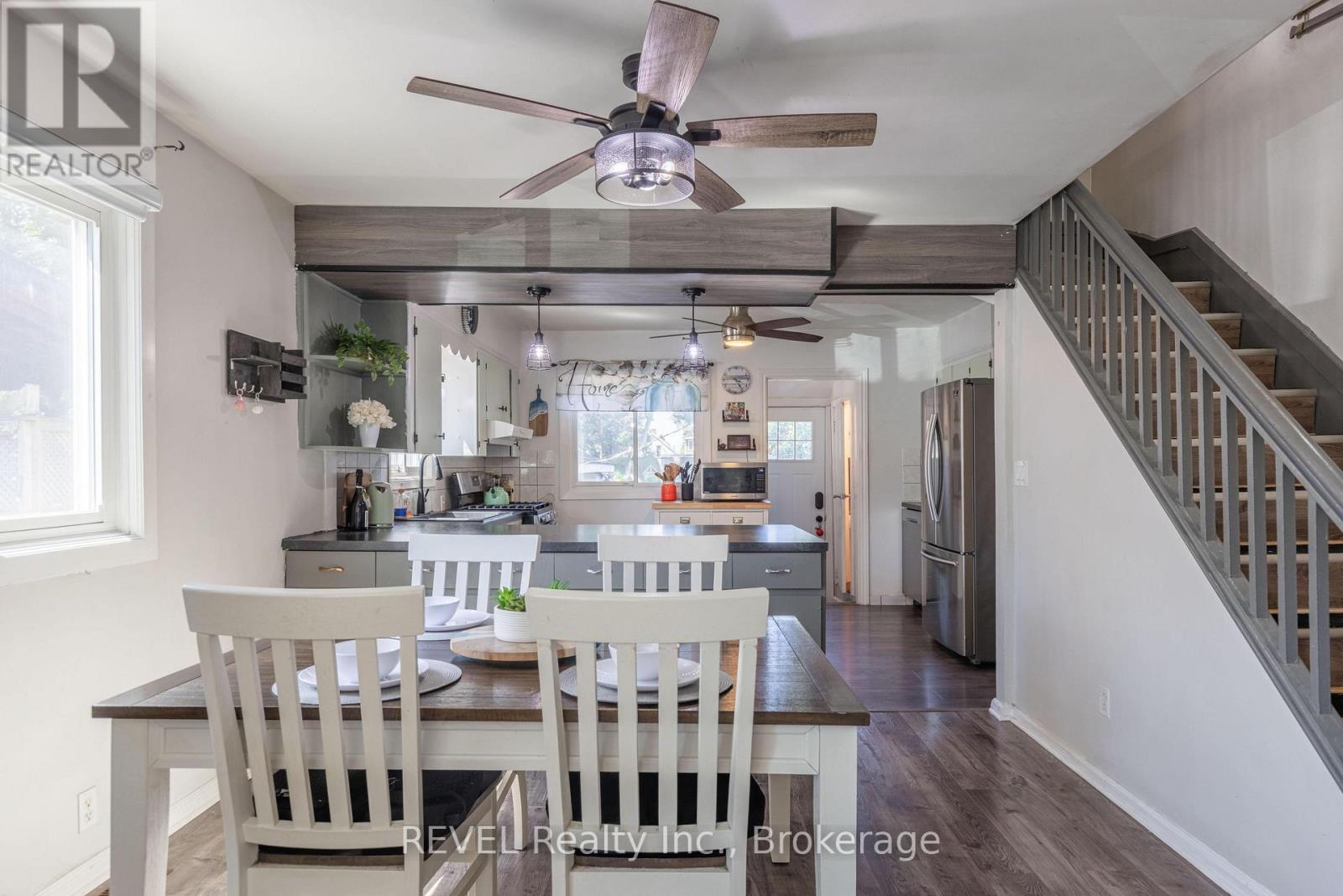 41 Ottawa Street, St. Catharines (Downtown), ON - Indoor Photo Showing Dining Room