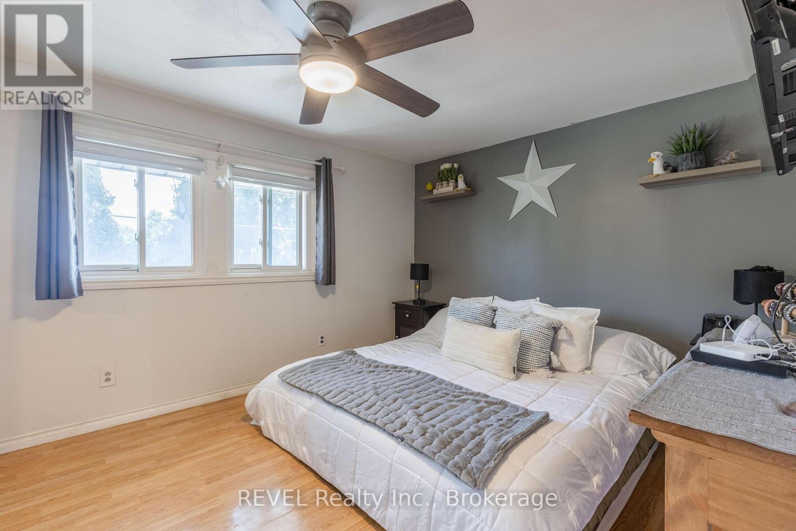 41 Ottawa Street, St. Catharines (Downtown), ON - Indoor Photo Showing Bedroom