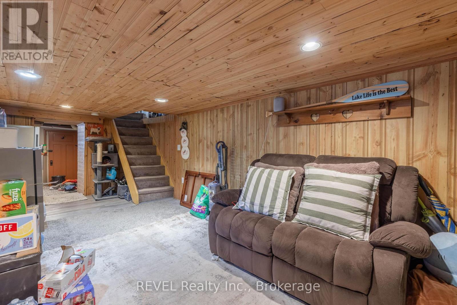 41 Ottawa Street, St. Catharines (Downtown), ON - Indoor