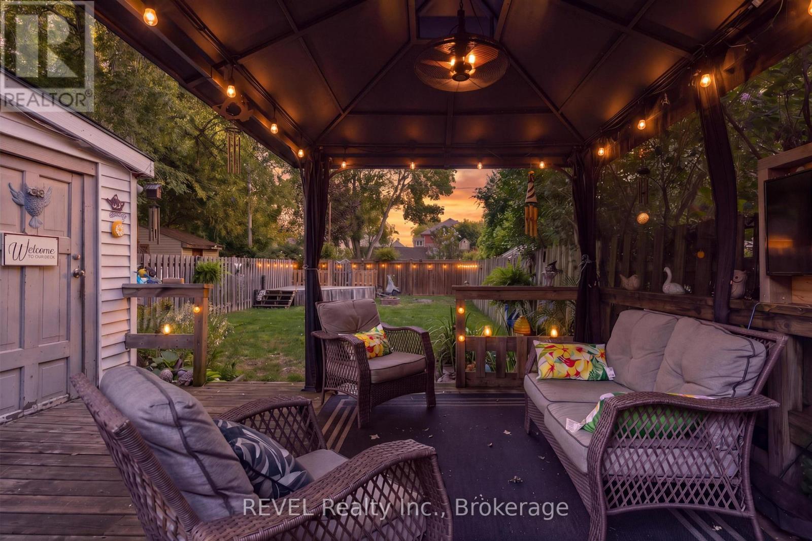 41 Ottawa Street, St. Catharines (Downtown), ON - Outdoor With Deck Patio Veranda