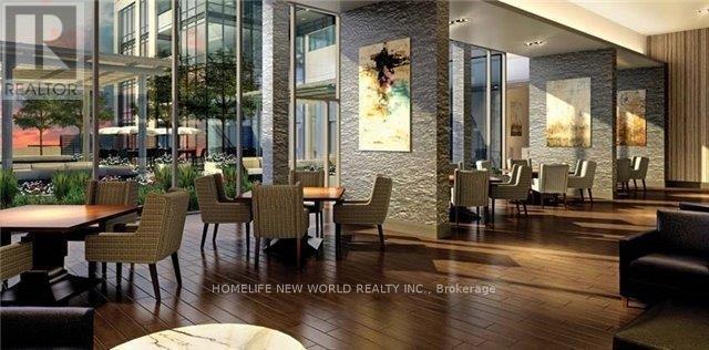 925 - 460 Adelaide Street E, Toronto, ON - Indoor