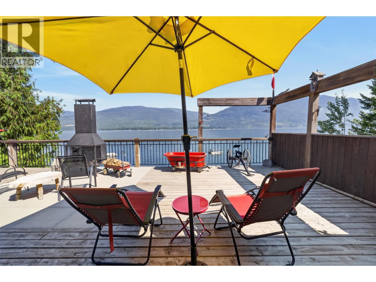 4119 Galligan Road Unit# 12, Eagle Bay, BC - Outdoor With Deck Patio Veranda