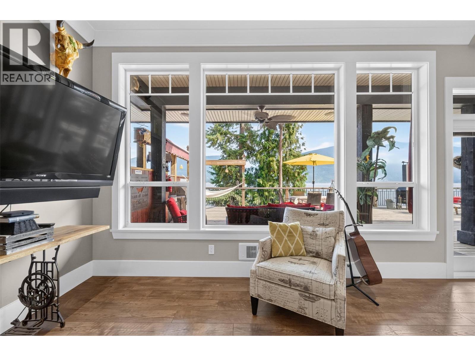 4119 Galligan Road Unit# 12, Eagle Bay, BC - Indoor