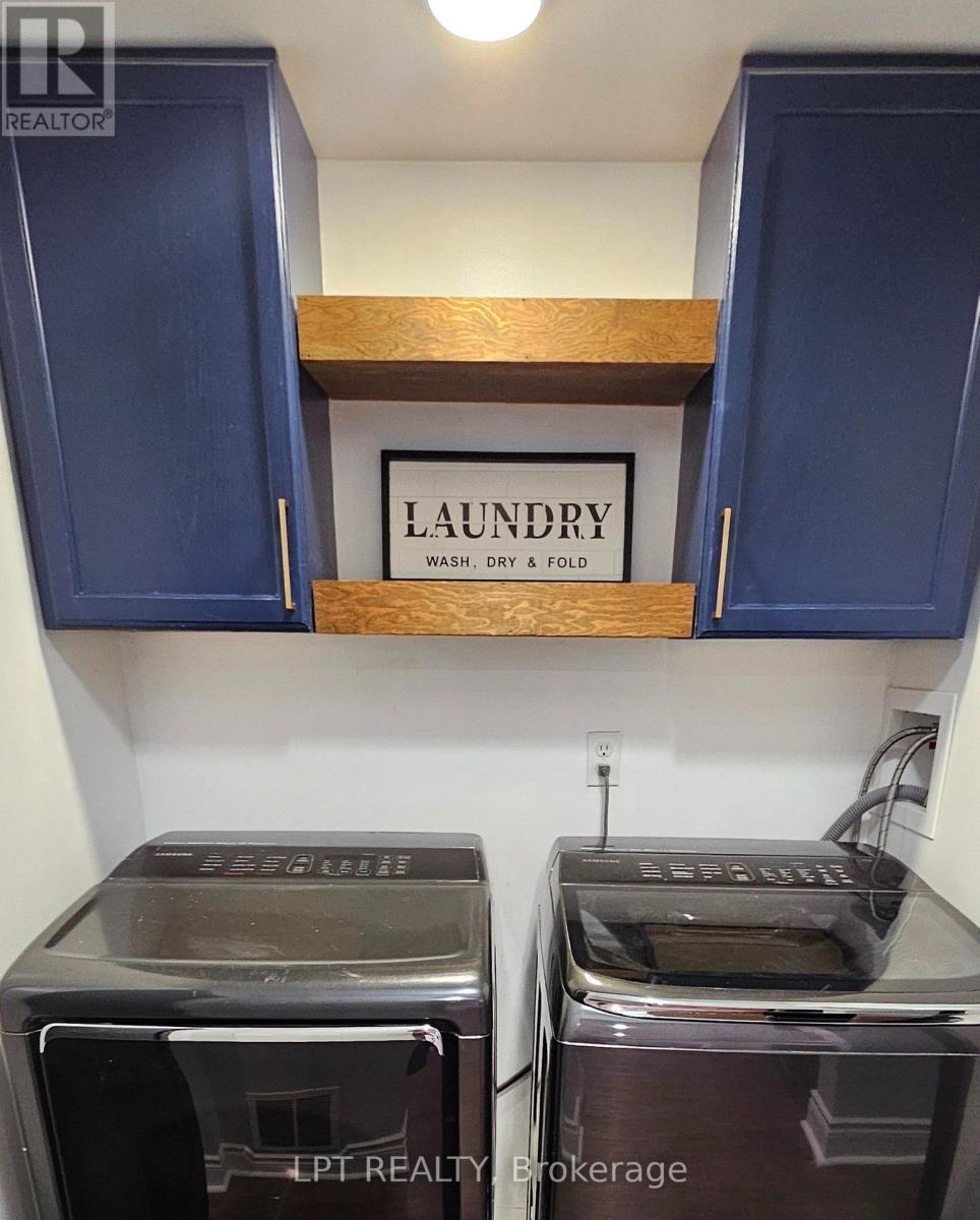 103 Howling Crescent, Ajax, ON - Indoor Photo Showing Laundry Room