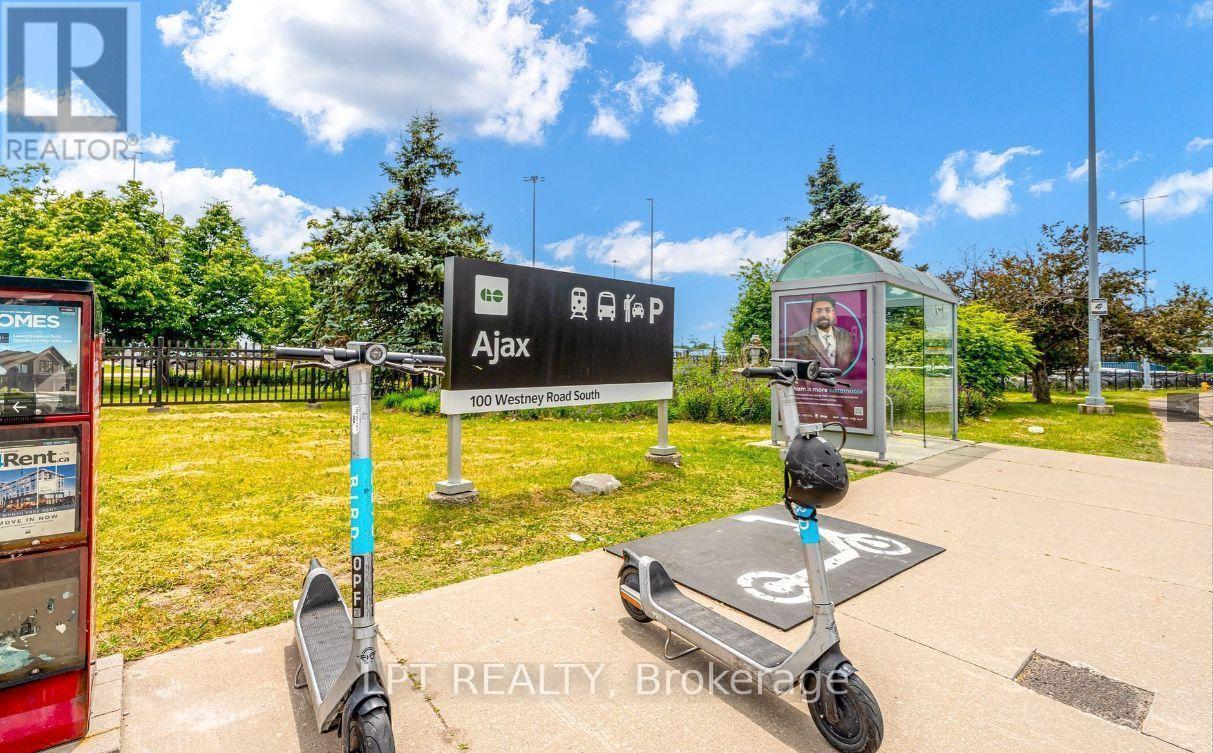 103 Howling Crescent, Ajax, ON - Outdoor
