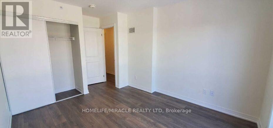 203 - 2635 William Jackson Drive, Pickering, ON - Indoor Photo Showing Other Room