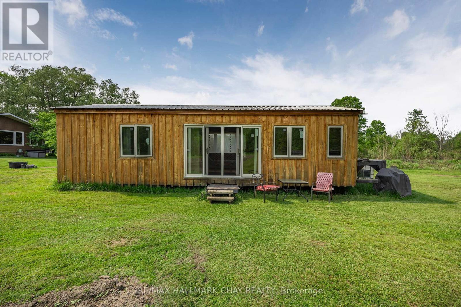9205 Mckinnon Road, Essa, ON
