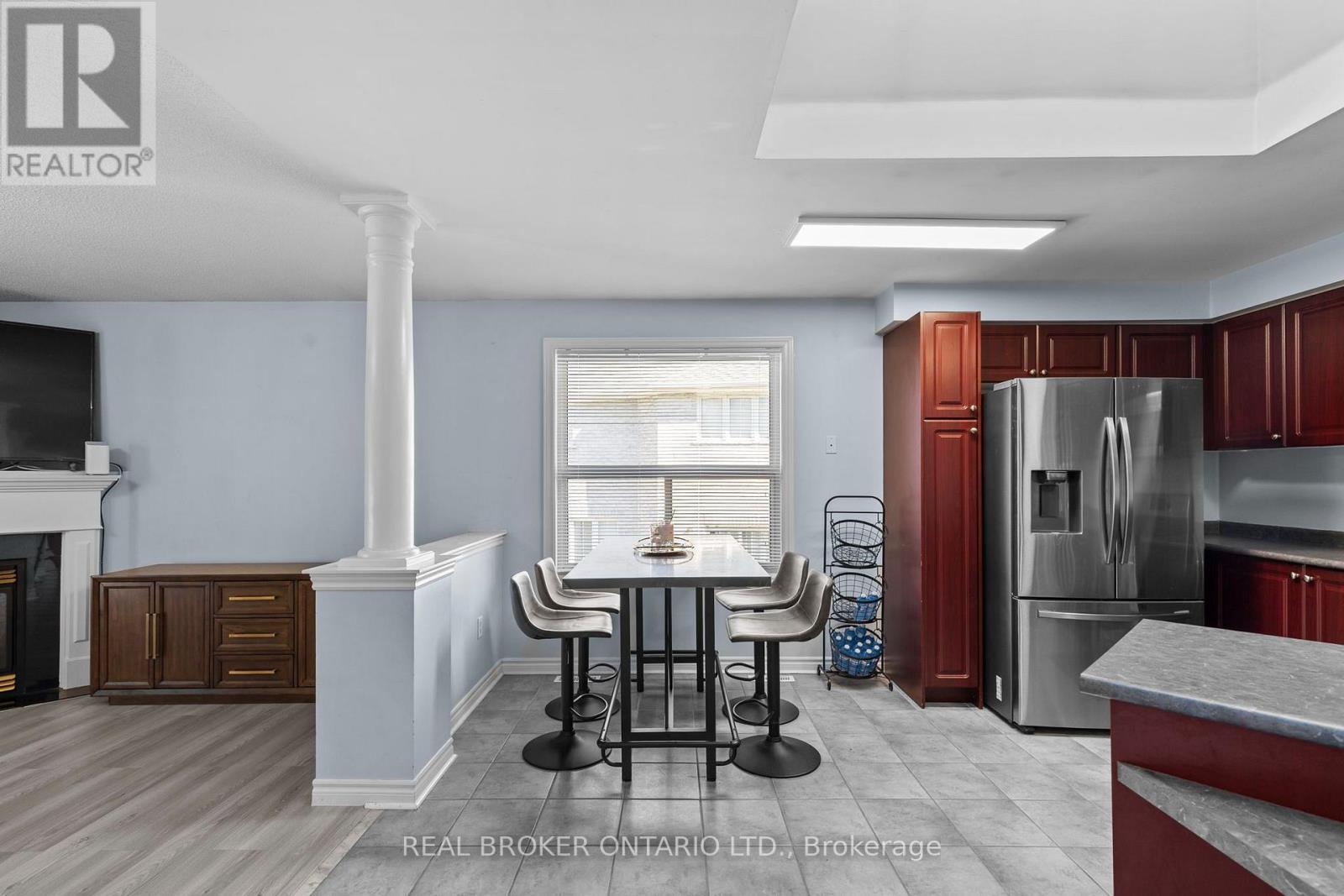 31 Bell Street, Barrie, ON - Indoor