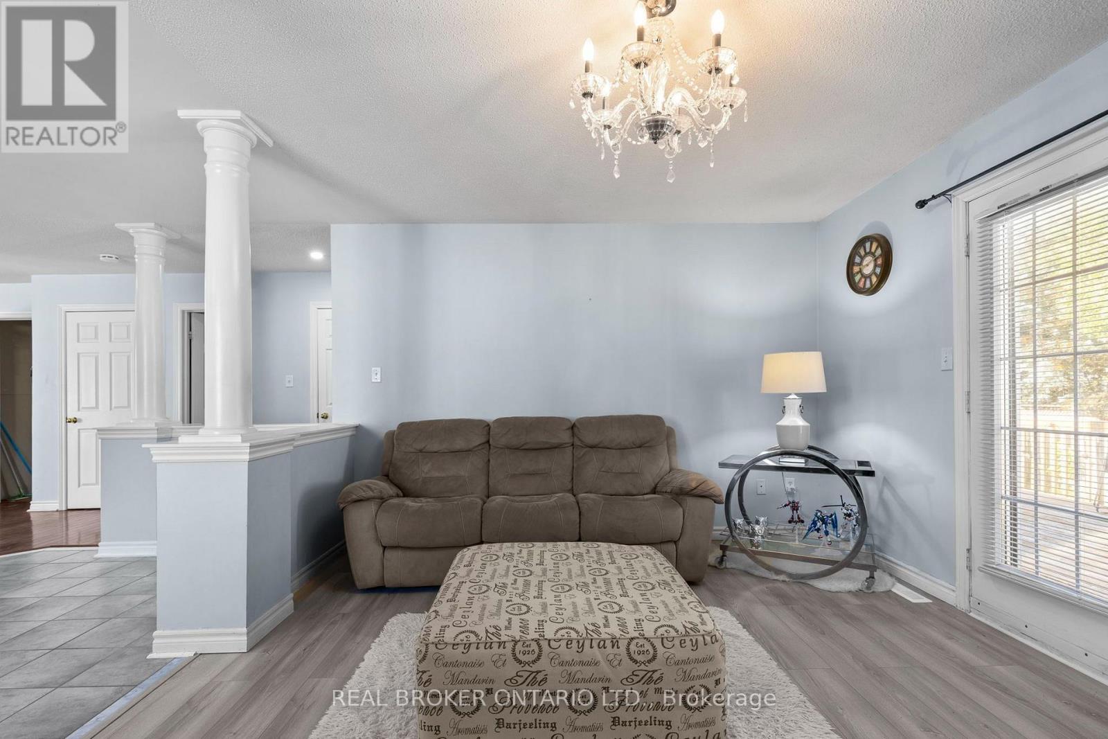 31 Bell Street, Barrie, ON - Indoor