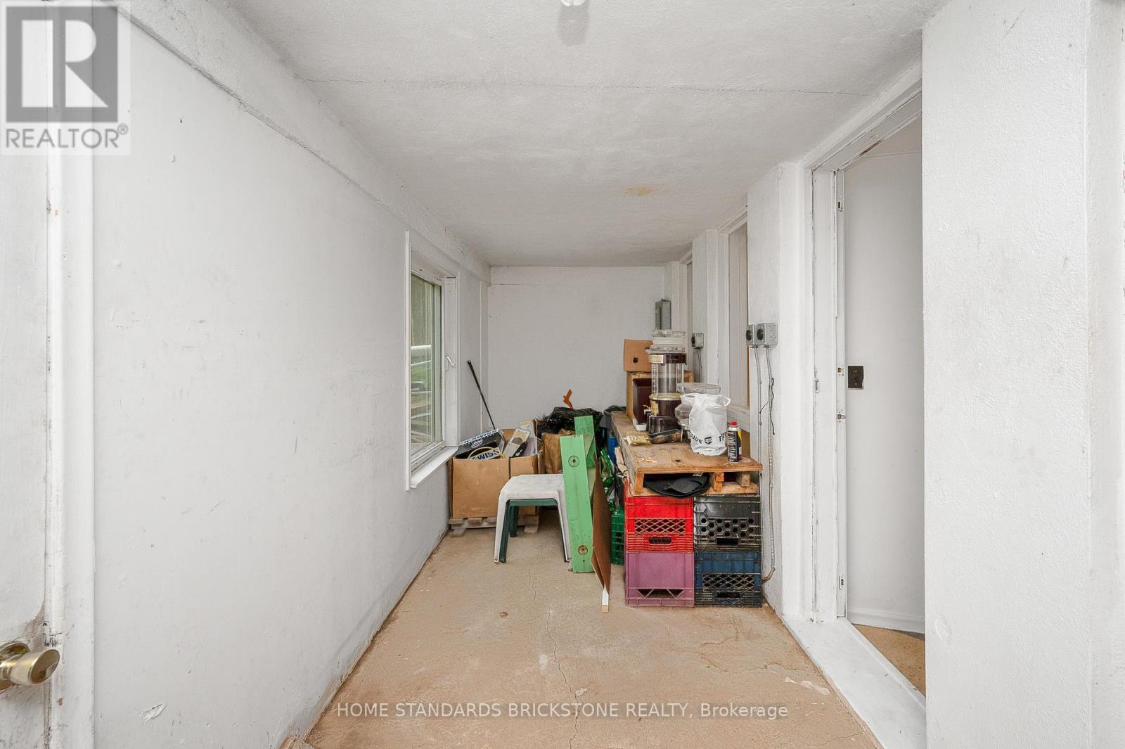 72 Mountain Avenue N, Hamilton, ON - Indoor Photo Showing Other Room