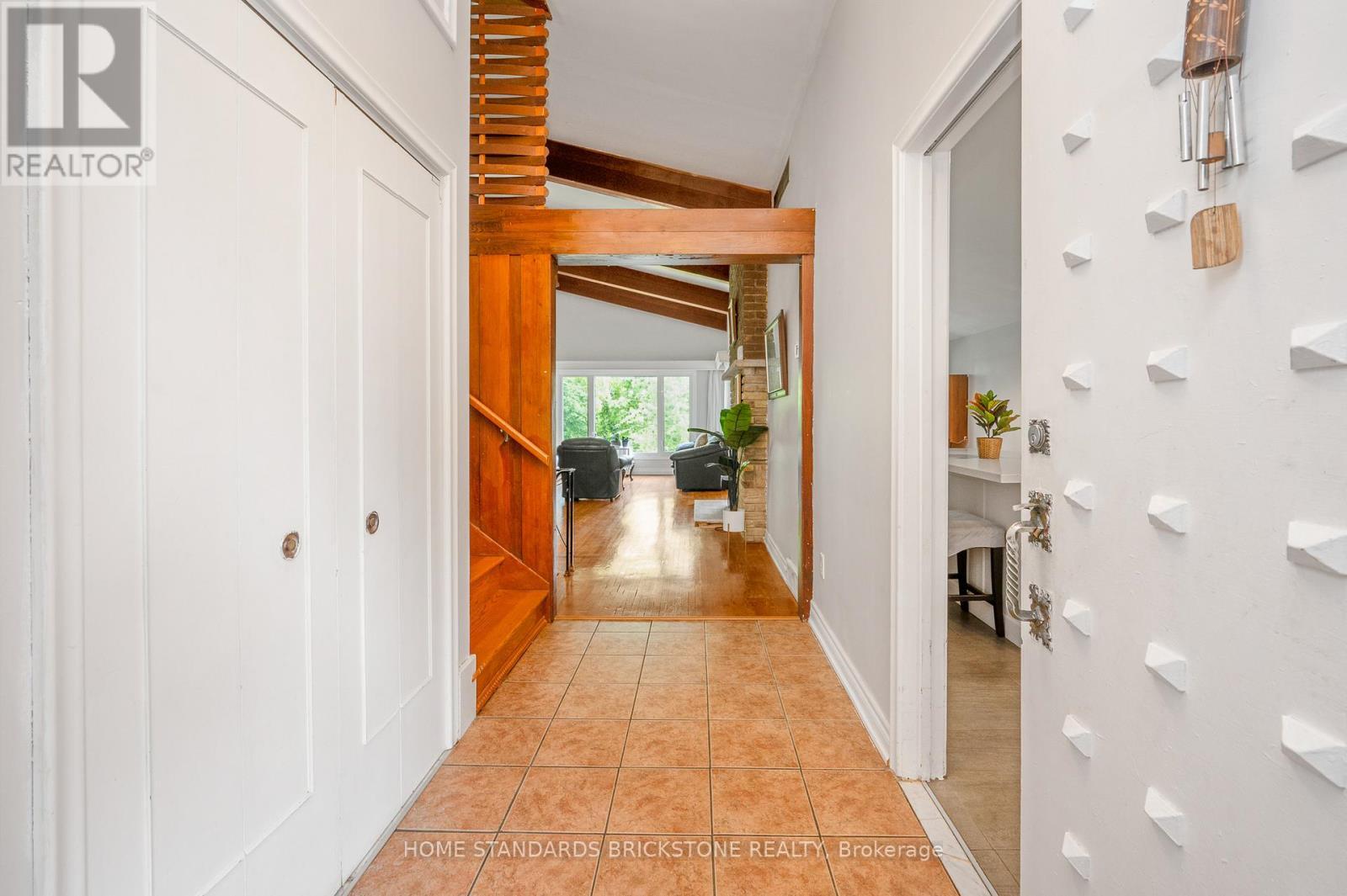 72 Mountain Avenue N, Hamilton, ON - Indoor Photo Showing Other Room