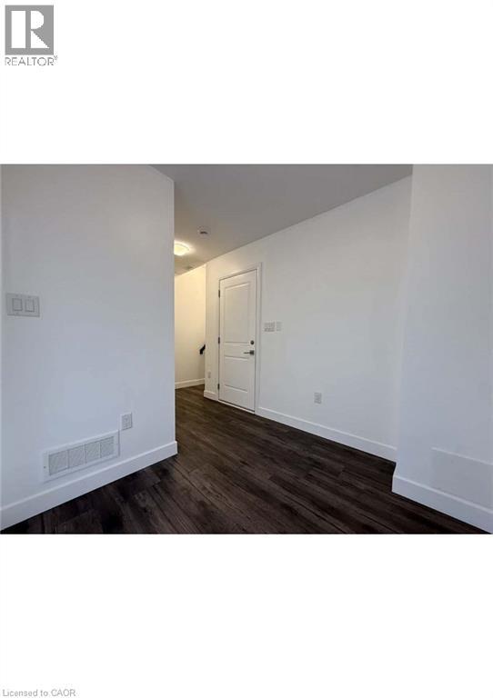30 Times Square Boulevard Unit# 62, Hamilton, ON - Indoor Photo Showing Other Room