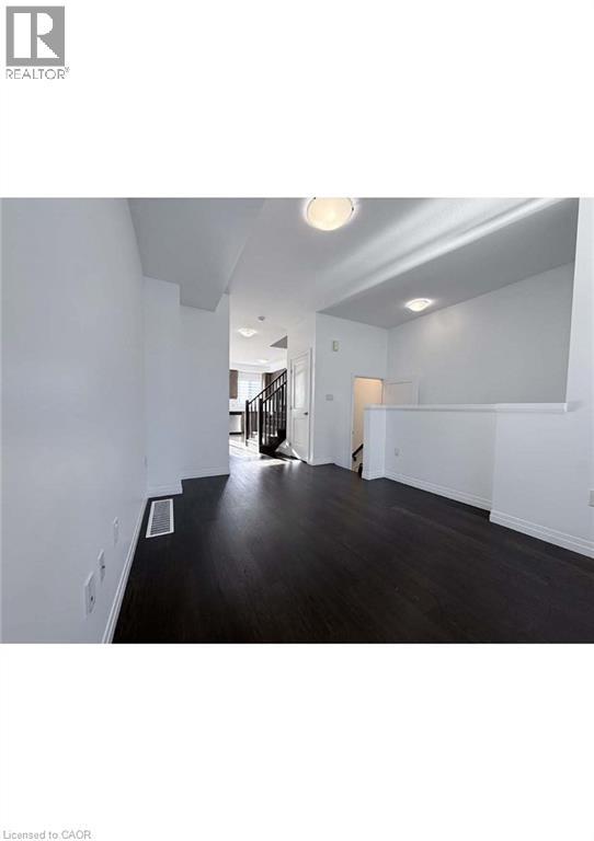 30 Times Square Boulevard Unit# 62, Hamilton, ON - Indoor Photo Showing Other Room