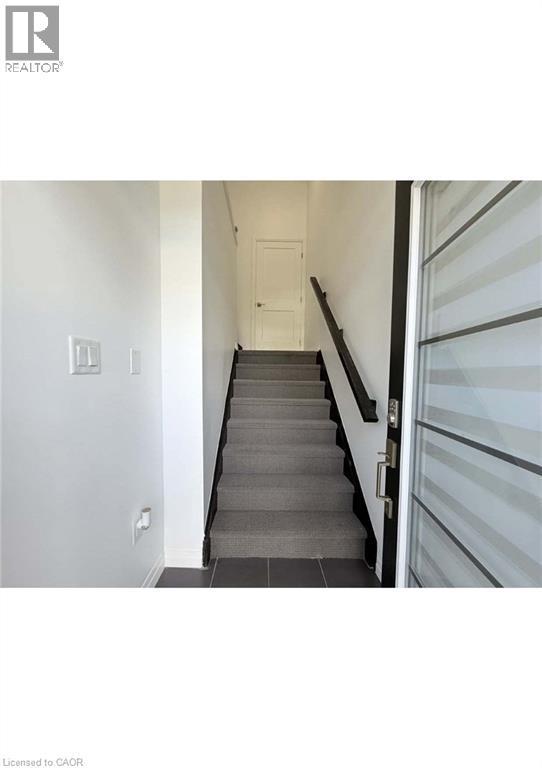 30 Times Square Boulevard Unit# 62, Hamilton, ON - Indoor Photo Showing Other Room