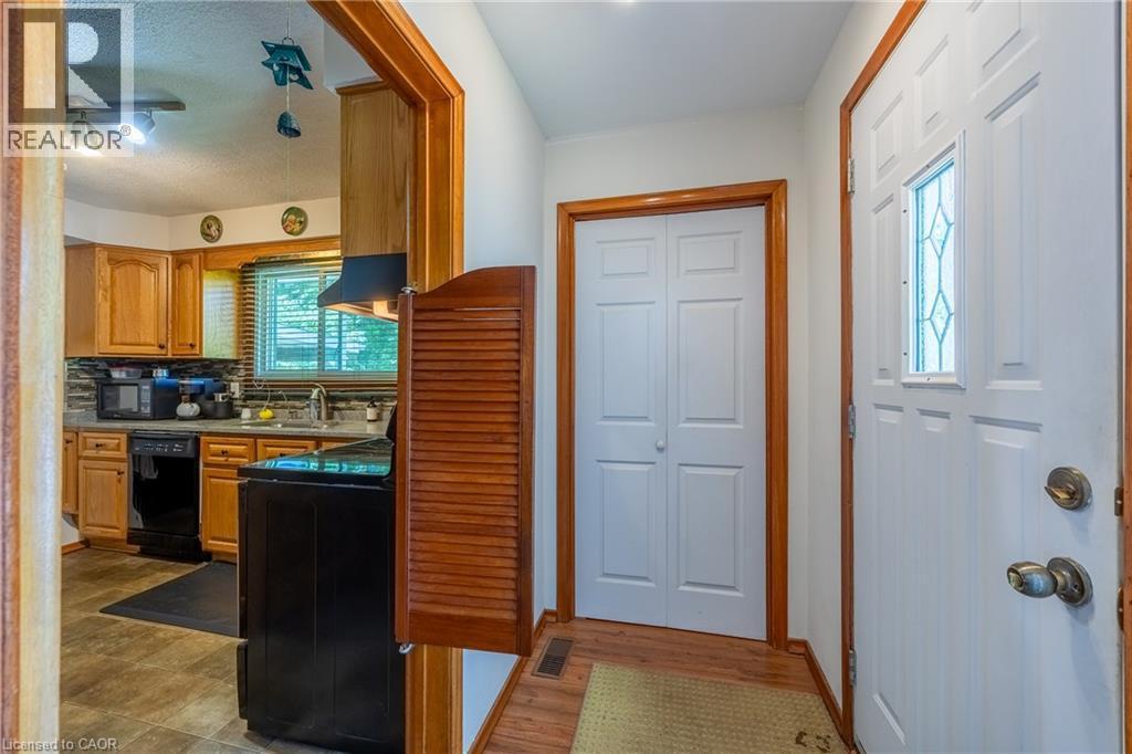 78 Parker Drive, Simcoe, ON - Indoor Photo Showing Other Room