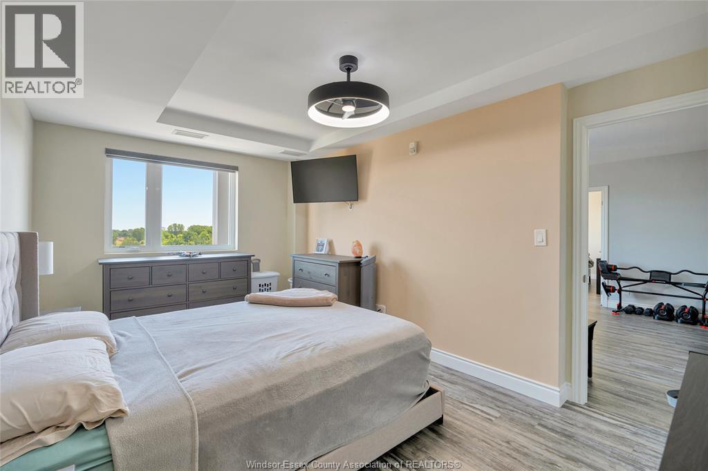 1675 Banwell Road Unit# 705, Windsor, ON - Indoor Photo Showing Bedroom