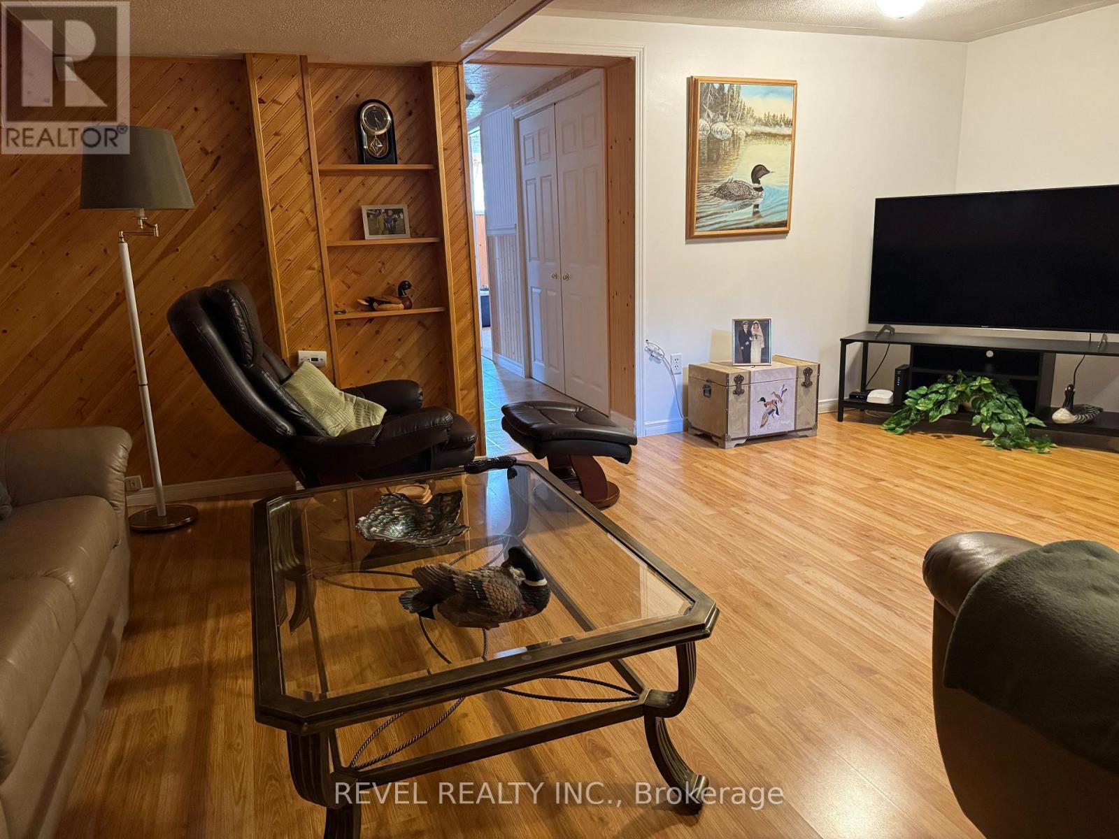 214 Birch Street S, Timmins (Ts - Se), ON - Indoor