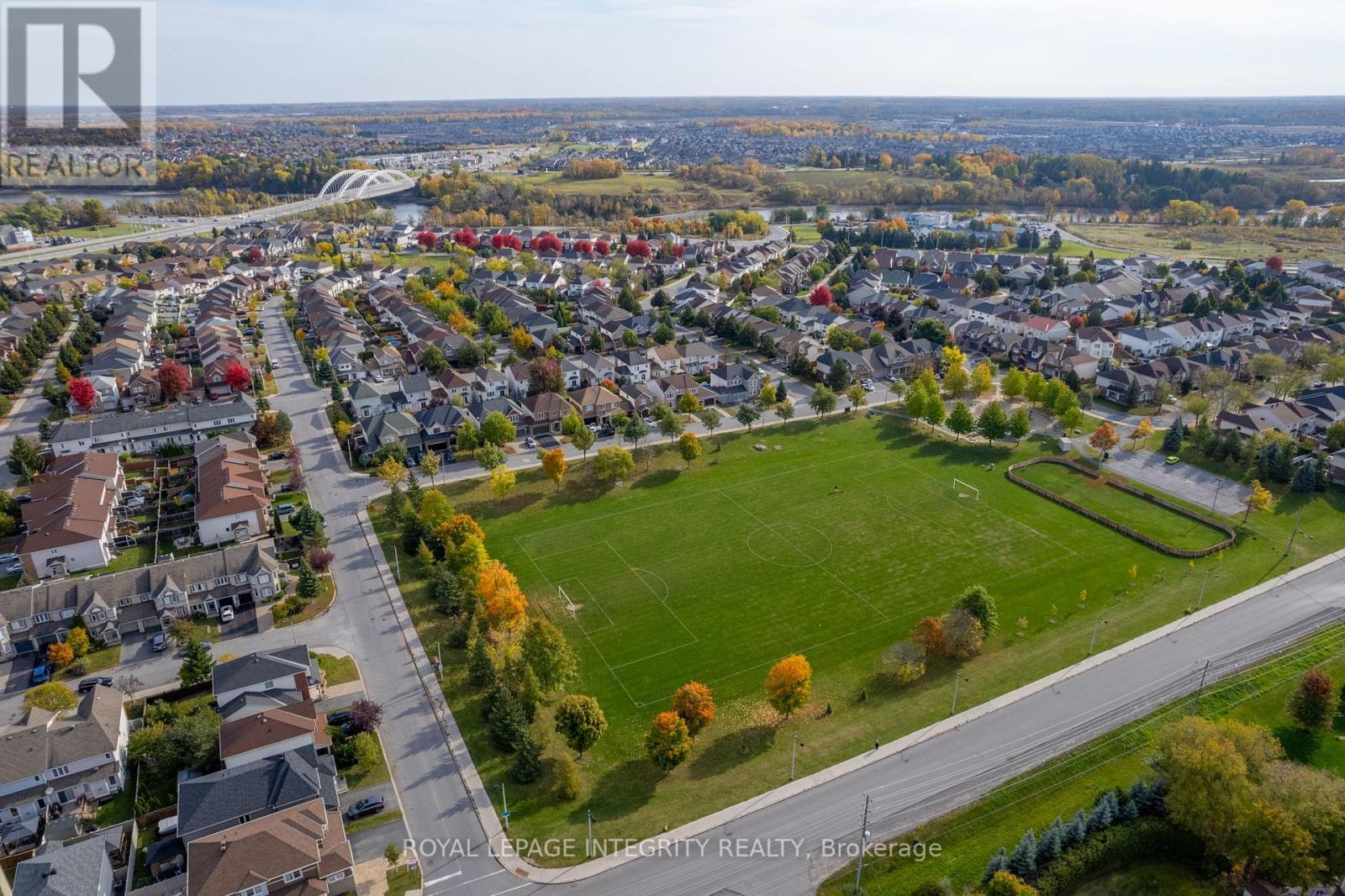 18 Howard Court, Ottawa, ON