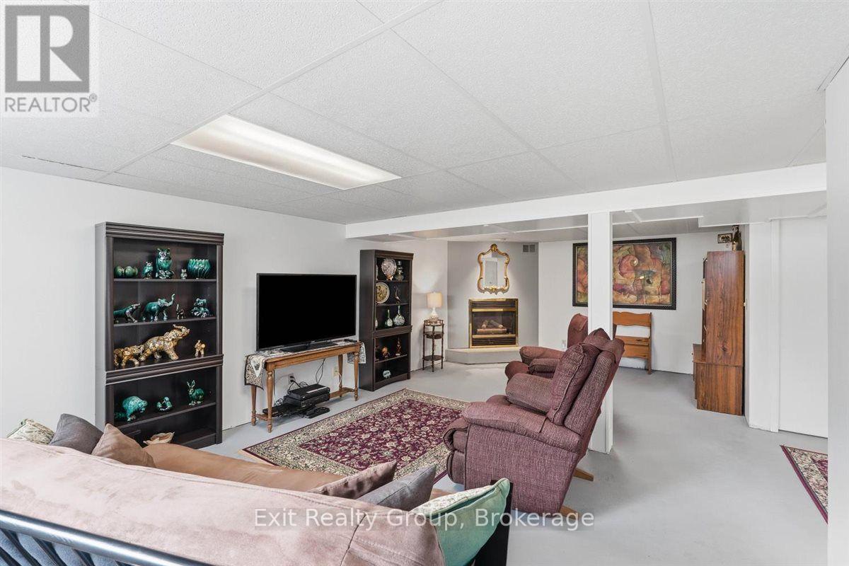 197 Chatterton Valley Crescent, Quinte West (Sidney Ward), ON - Indoor