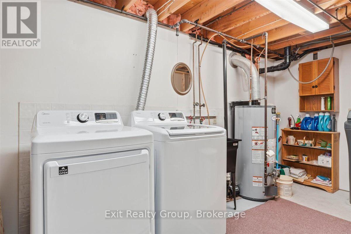 197 Chatterton Valley Crescent, Quinte West (Sidney Ward), ON - Indoor Photo Showing Laundry Room