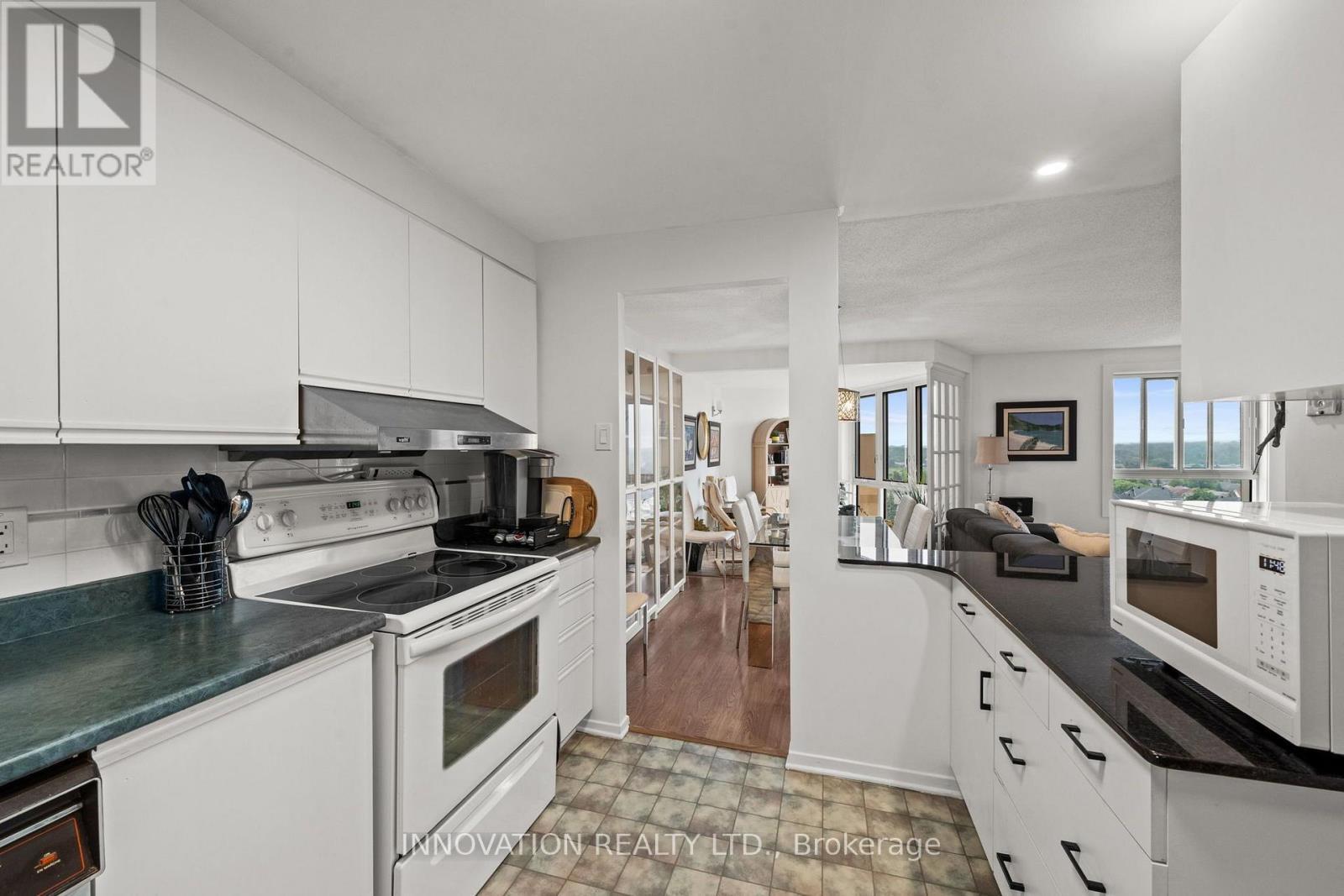 1001 - 960 Teron Road, Ottawa, ON - Indoor Photo Showing Kitchen