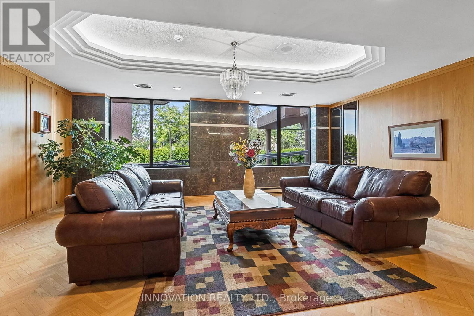 1001 - 960 Teron Road, Ottawa, ON - Indoor Photo Showing Living Room