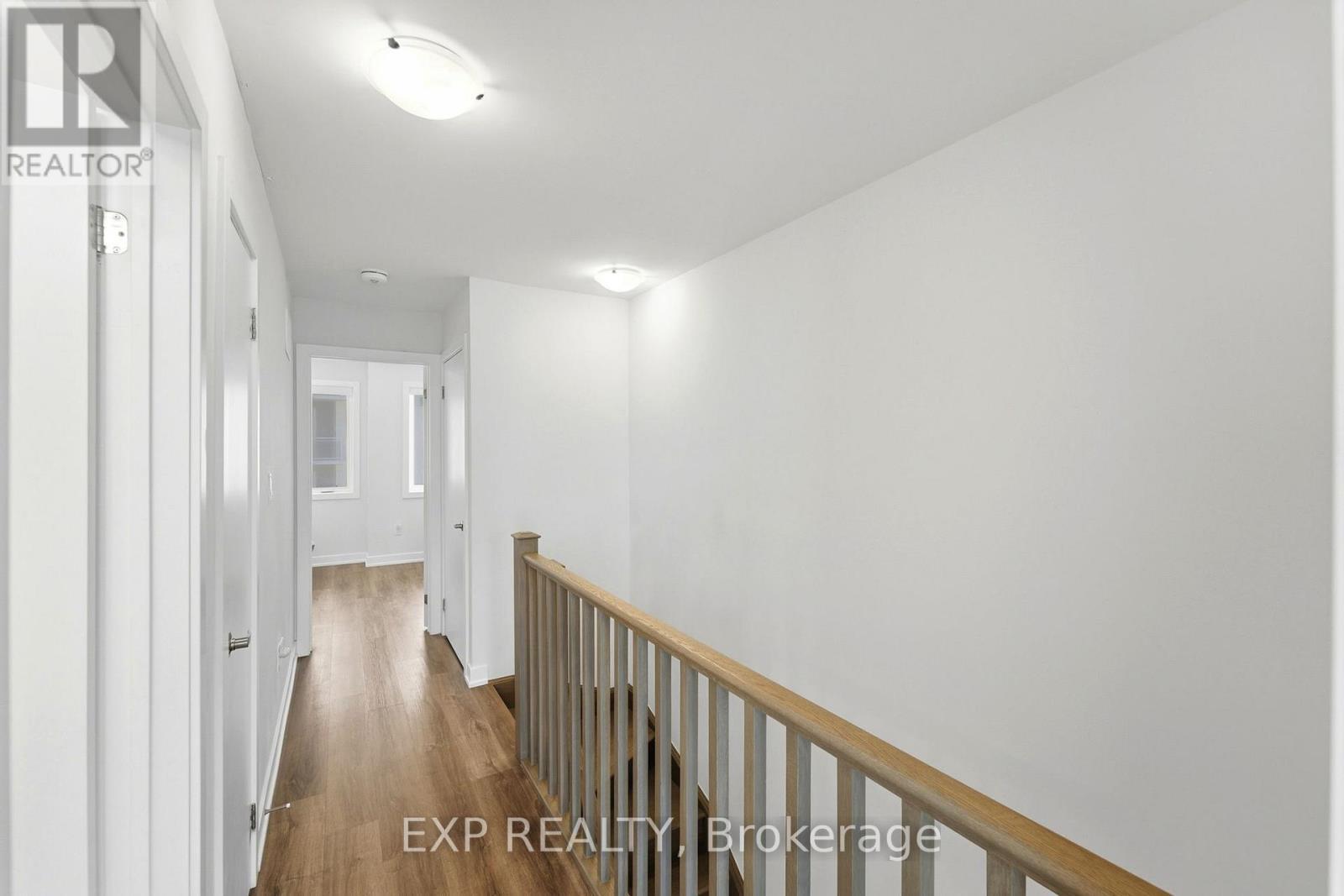 19 Markle Crescent, Hamilton (Ancaster), ON - Indoor Photo Showing Other Room