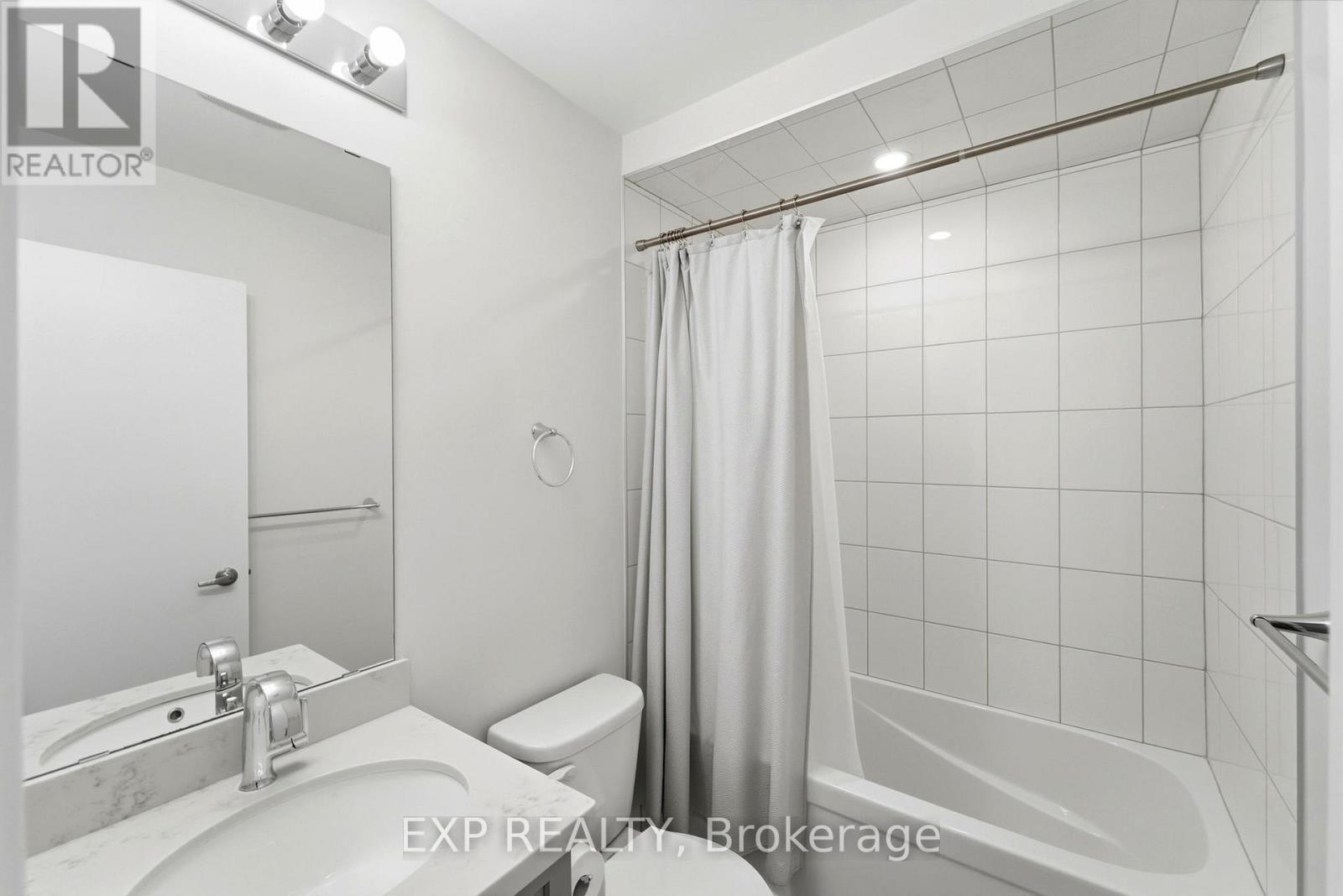 19 Markle Crescent, Hamilton (Ancaster), ON - Indoor Photo Showing Bathroom