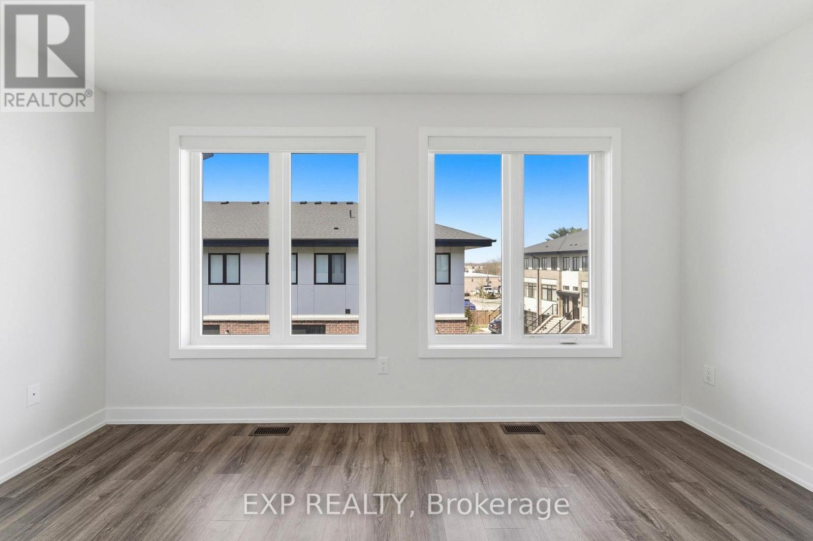 19 Markle Crescent, Hamilton (Ancaster), ON - Indoor Photo Showing Other Room